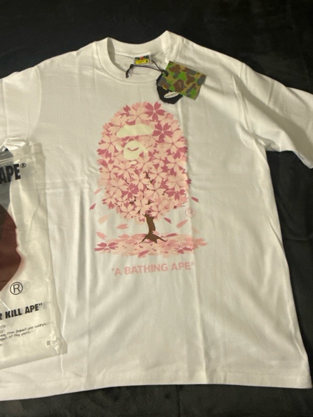 A Bathing Ape T white pink tree